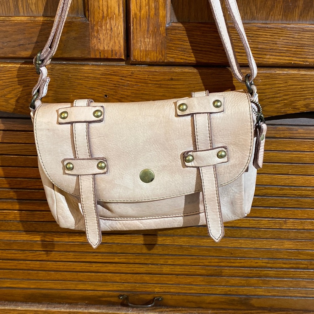 DORSE IN PELLE    Genuine    Leather Cross Body. Made in Italy.